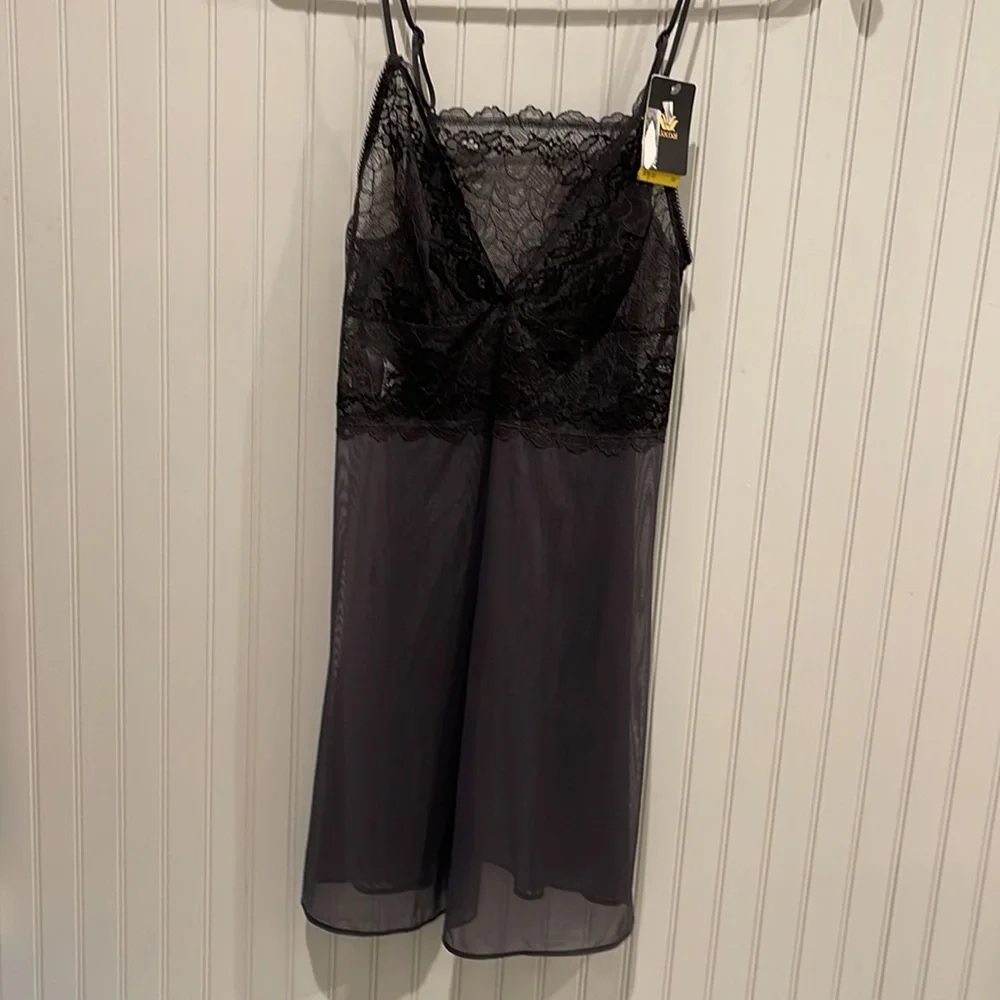 NWT‎ WACOAL LACE PERFECTION Chemise Charcoal